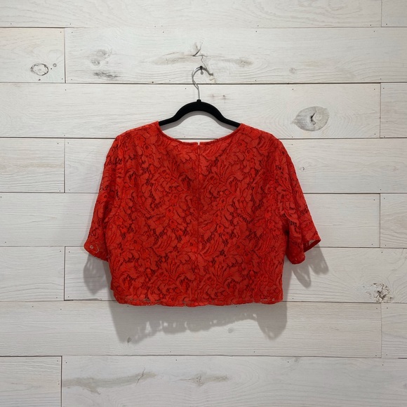 Lovers + friends Raine Crop Top - Picture 4 of 5